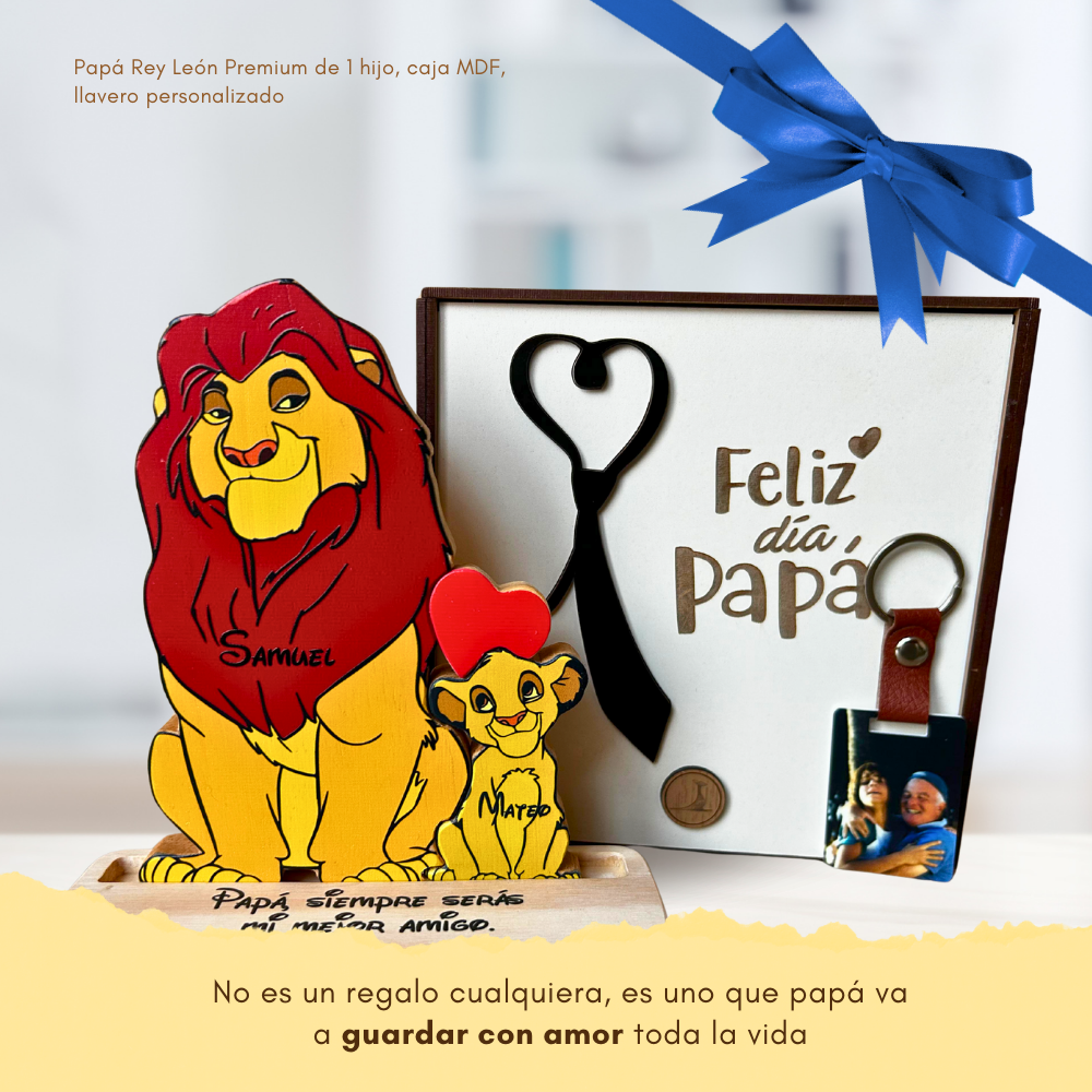 Papá Rey León y cachorro